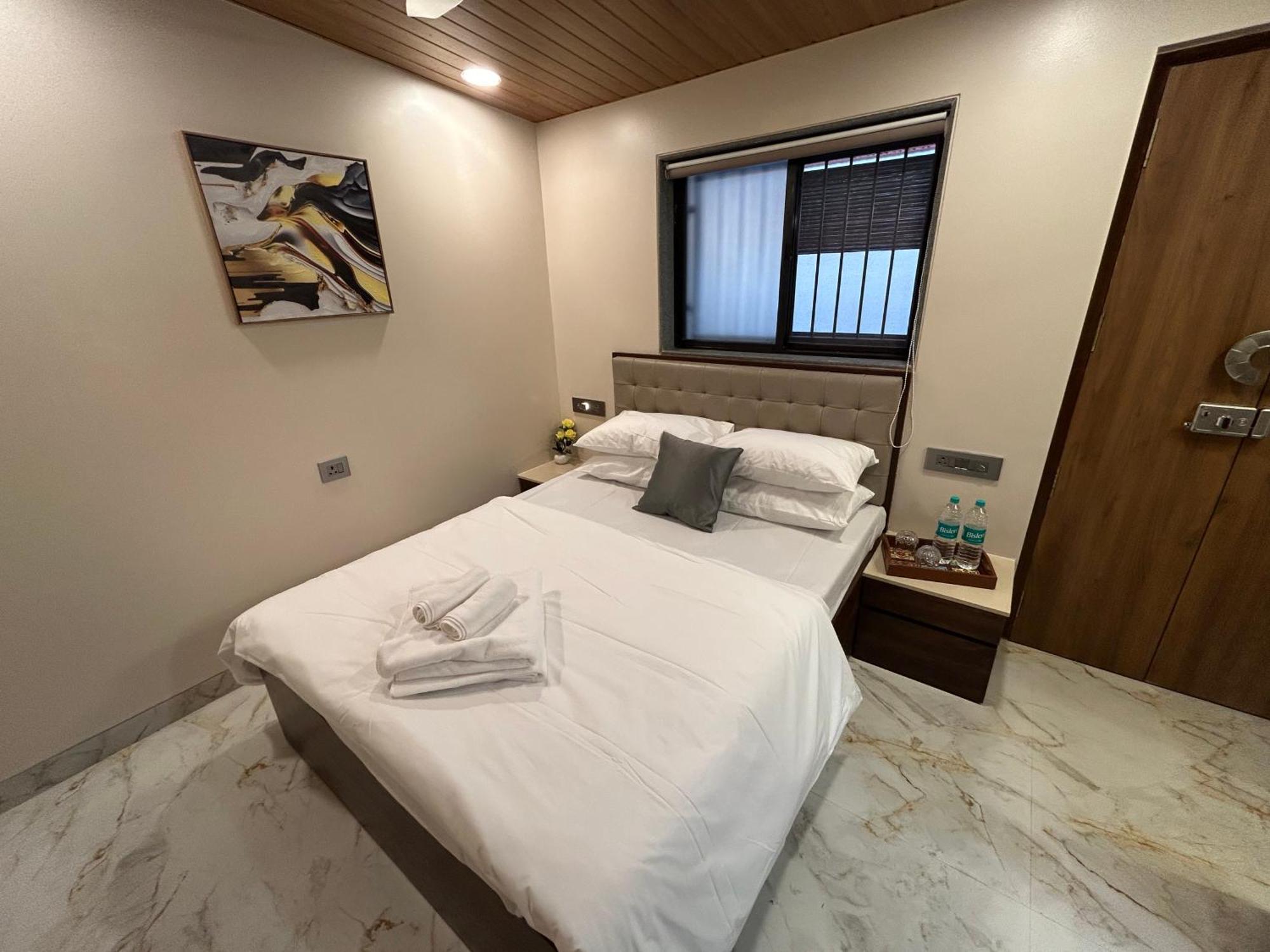 Al Barakah 5 Bhk Private Swimming Pool Villa พันช์กานี ภายนอก รูปภาพ